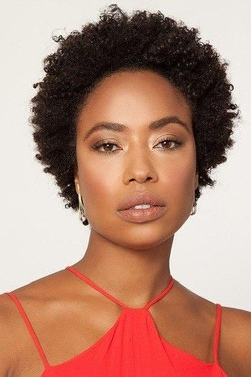 Mariana Nunes fotoğrafı