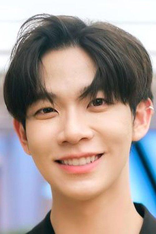 Thanabat Yiampanomkun fotoğrafı