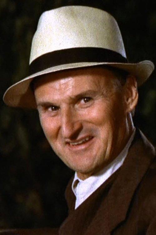 Charles Tyner fotoğrafı