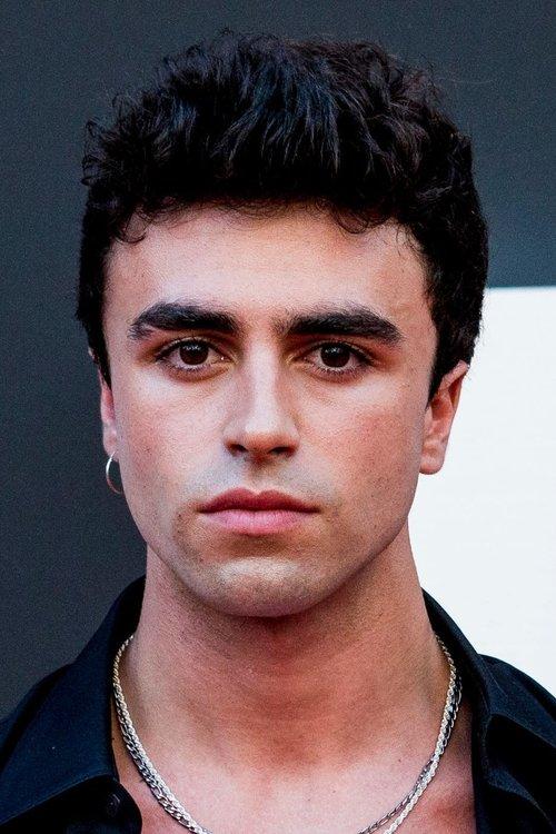 Itzan Escamilla fotoğrafı