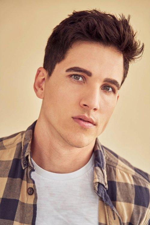 Mike C. Manning fotoğrafı