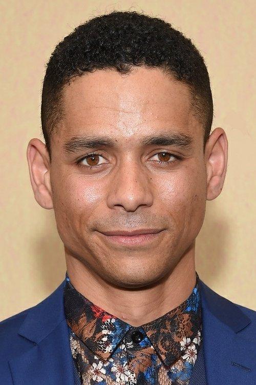 Charlie Barnett fotoğrafı