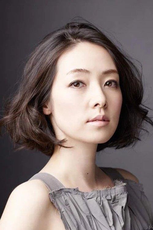 Reika Kirishima fotoğrafı