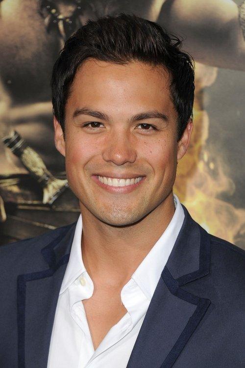 Michael Copon fotoğrafı