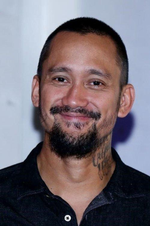 Tora Sudiro fotoğrafı