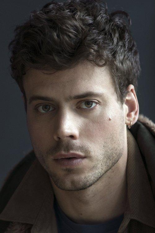 François Arnaud fotoğrafı