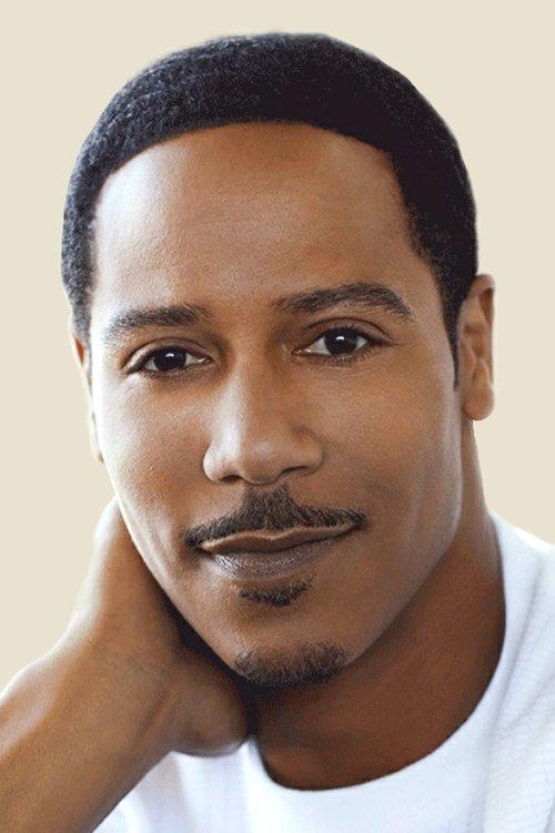 Brian J. White fotoğrafı