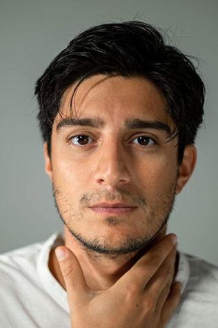 Dejmis Rustom Bustos fotoğrafı