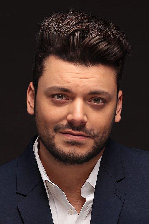 Kev Adams fotoğrafı