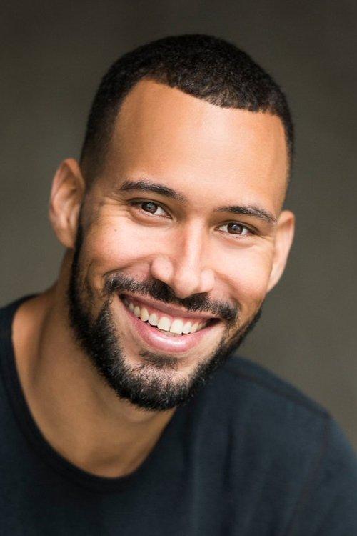 Luc Roderique fotoğrafı