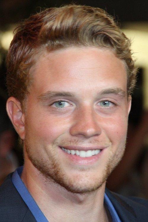 Jonny Weston fotoğrafı