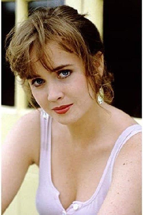 Lysette Anthony fotoğrafı