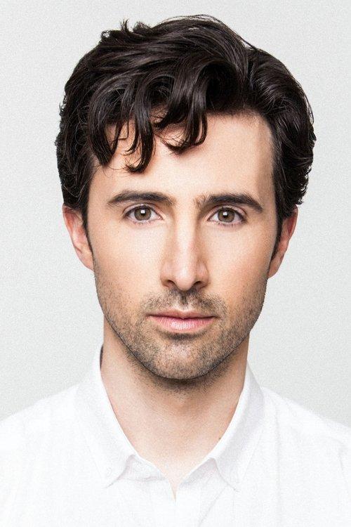 Josh Zuckerman fotoğrafı