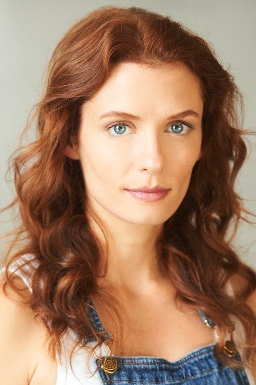 Lara Jean Chorostecki fotoğrafı