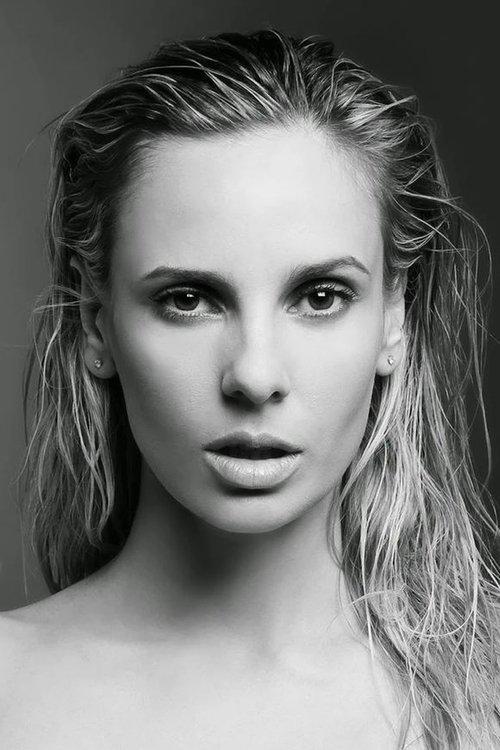 Julieta Cardinali fotoğrafı