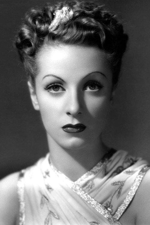 Danielle Darrieux fotoğrafı