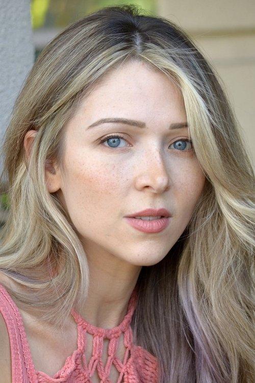 Ashley Peldon fotoğrafı