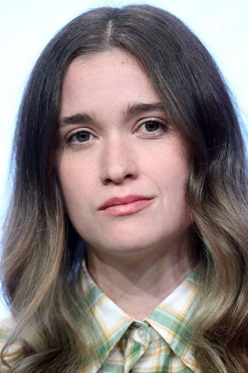 Alice Englert fotoğrafı