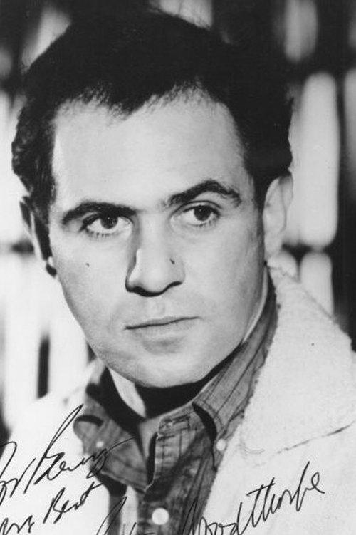 Peter Woodthorpe fotoğrafı