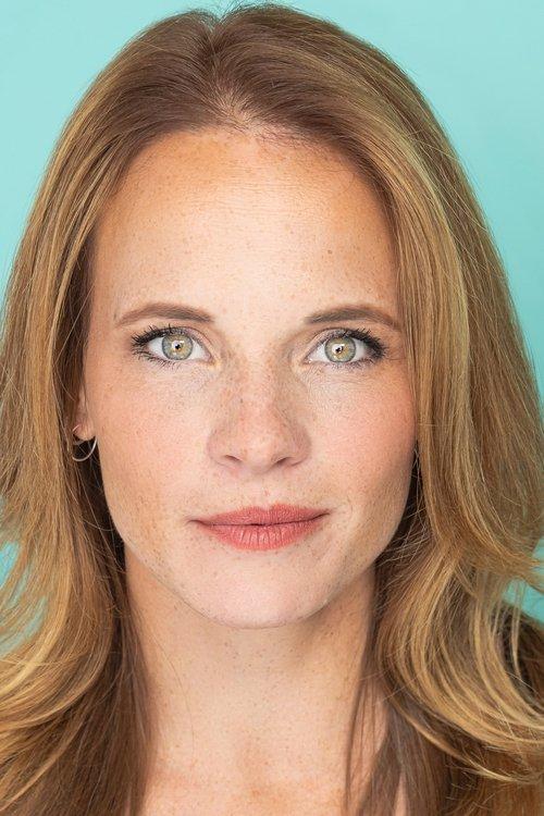 Katie Leclerc fotoğrafı