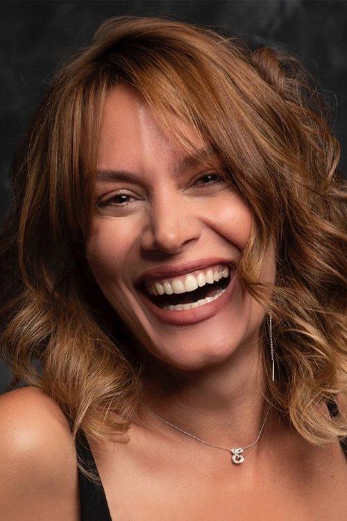 Ebru Cündübeyoğlu fotoğrafı