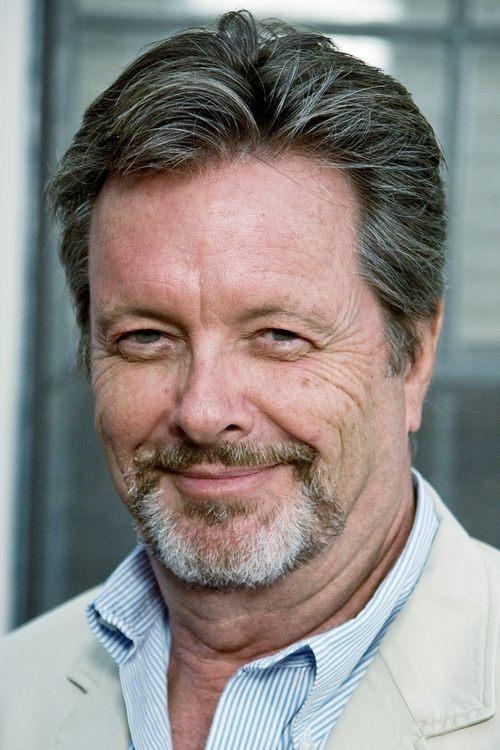 Ian Ogilvy fotoğrafı