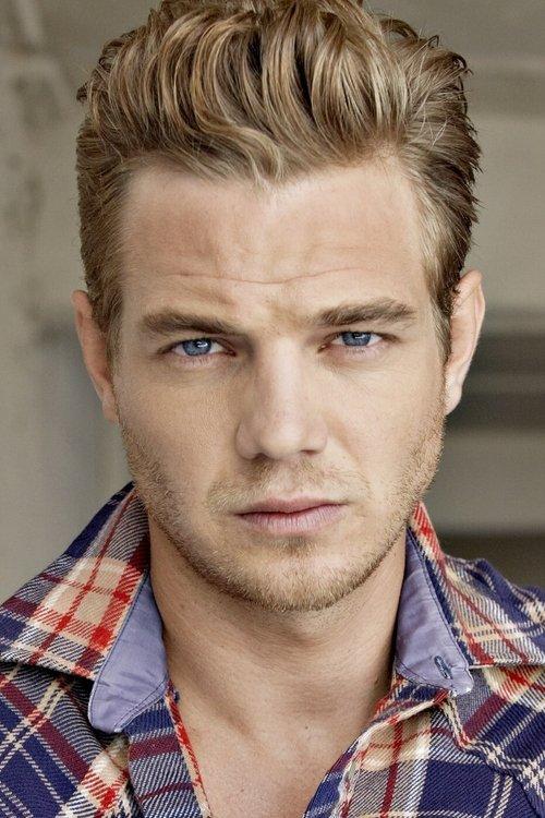 Taylor Handley fotoğrafı