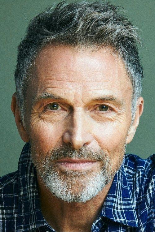 Tim Daly fotoğrafı