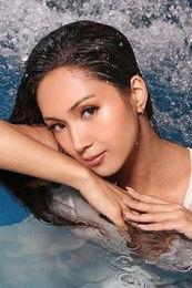 Roxanne Barcelo fotoğrafı