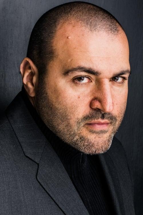 Nick Gracer fotoğrafı