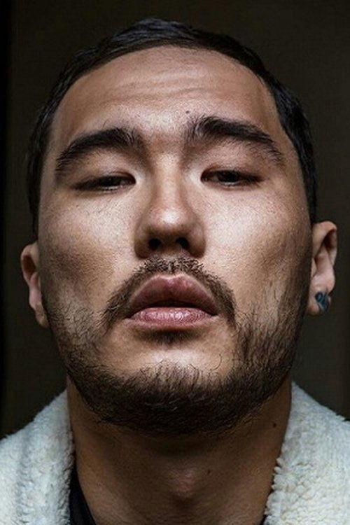 Adil Zhalelov fotoğrafı