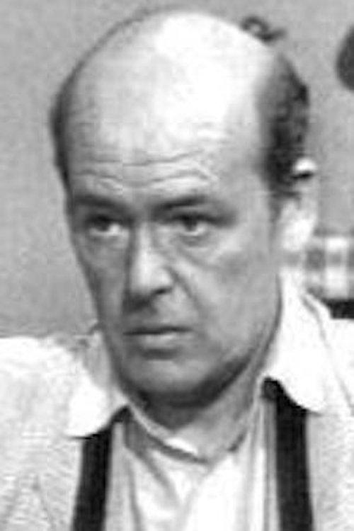 Bill Quinn fotoğrafı