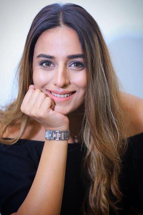 Kinza Razaak fotoğrafı