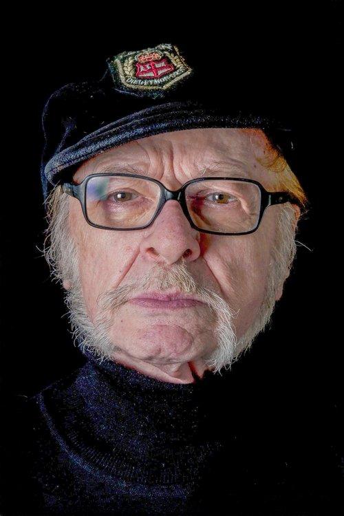 Kayhan Yıldızoğlu fotoğrafı