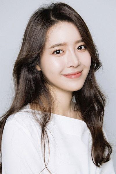 Jeong Sin-hye fotoğrafı