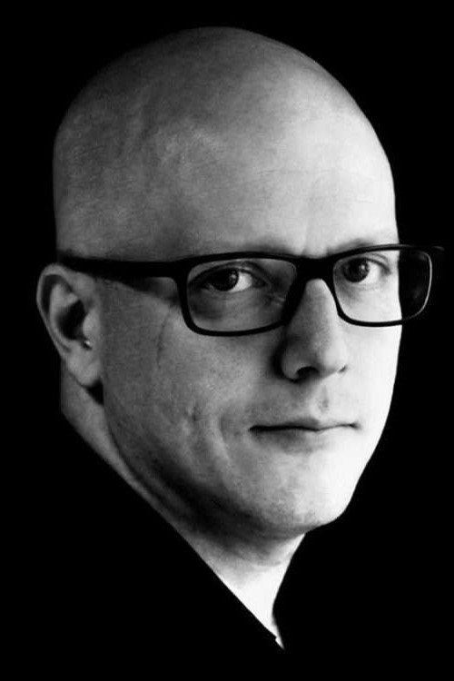 Zoe Berriatúa fotoğrafı