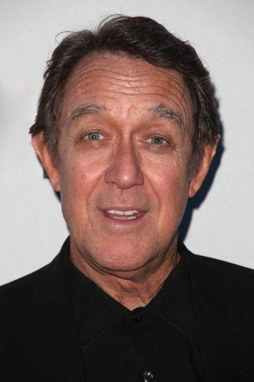 Larry Pine fotoğrafı