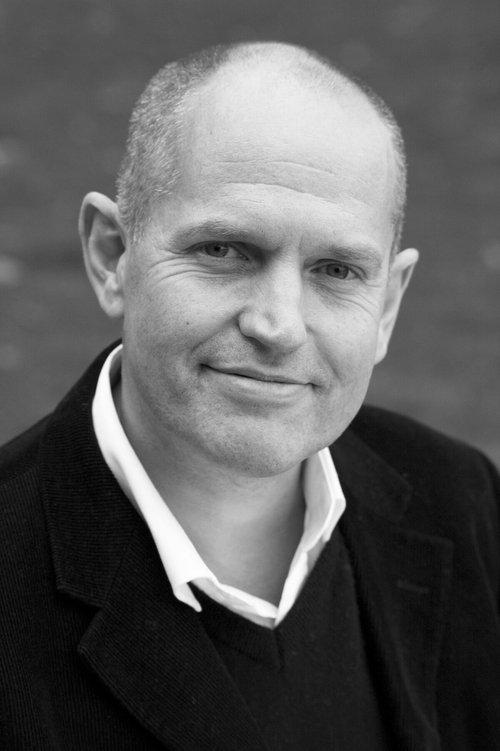 Tim Whitnall fotoğrafı