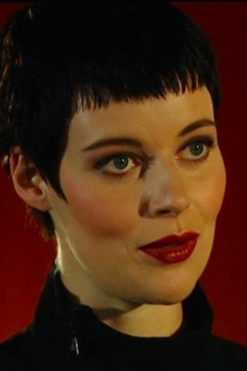 Lucy Akhurst fotoğrafı