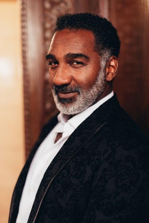 Norm Lewis fotoğrafı