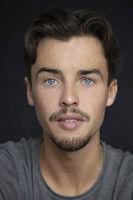 Adam Richardson fotoğrafı