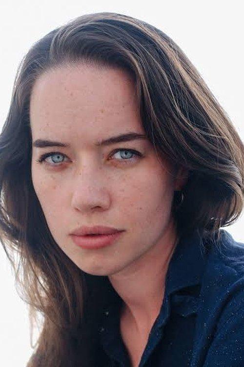Anna Popplewell fotoğrafı