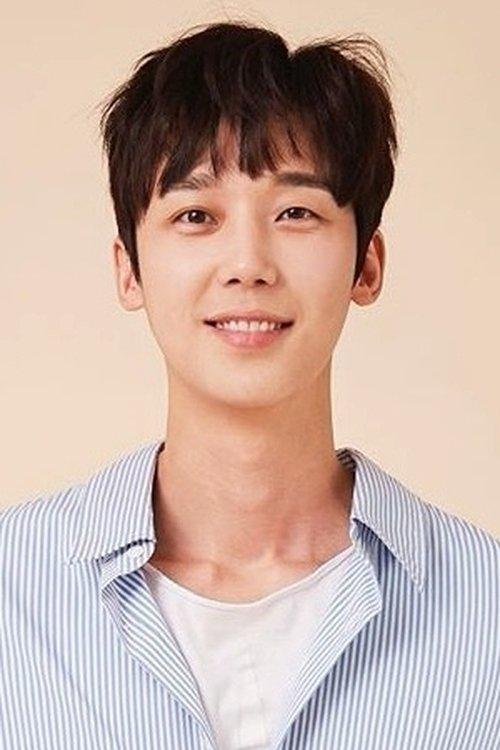 Yoon Jong-hoon fotoğrafı