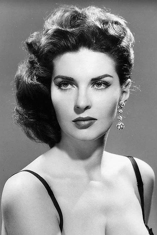 Lynn Cartwright fotoğrafı