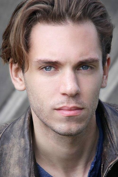 A.J. LoCascio fotoğrafı