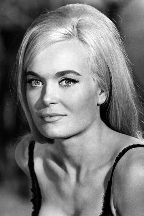 Shirley Eaton fotoğrafı
