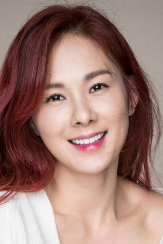 Chae Yeon fotoğrafı