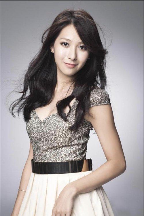 Jeanine Yang fotoğrafı