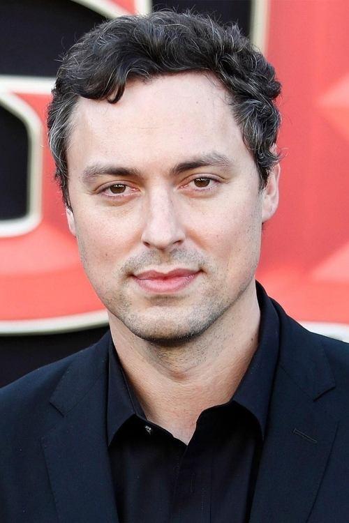 John Francis Daley fotoğrafı