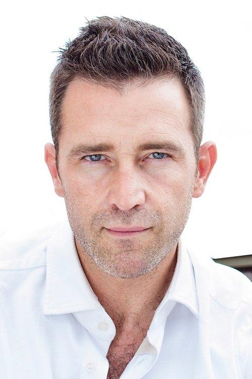 Fernando Gil fotoğrafı